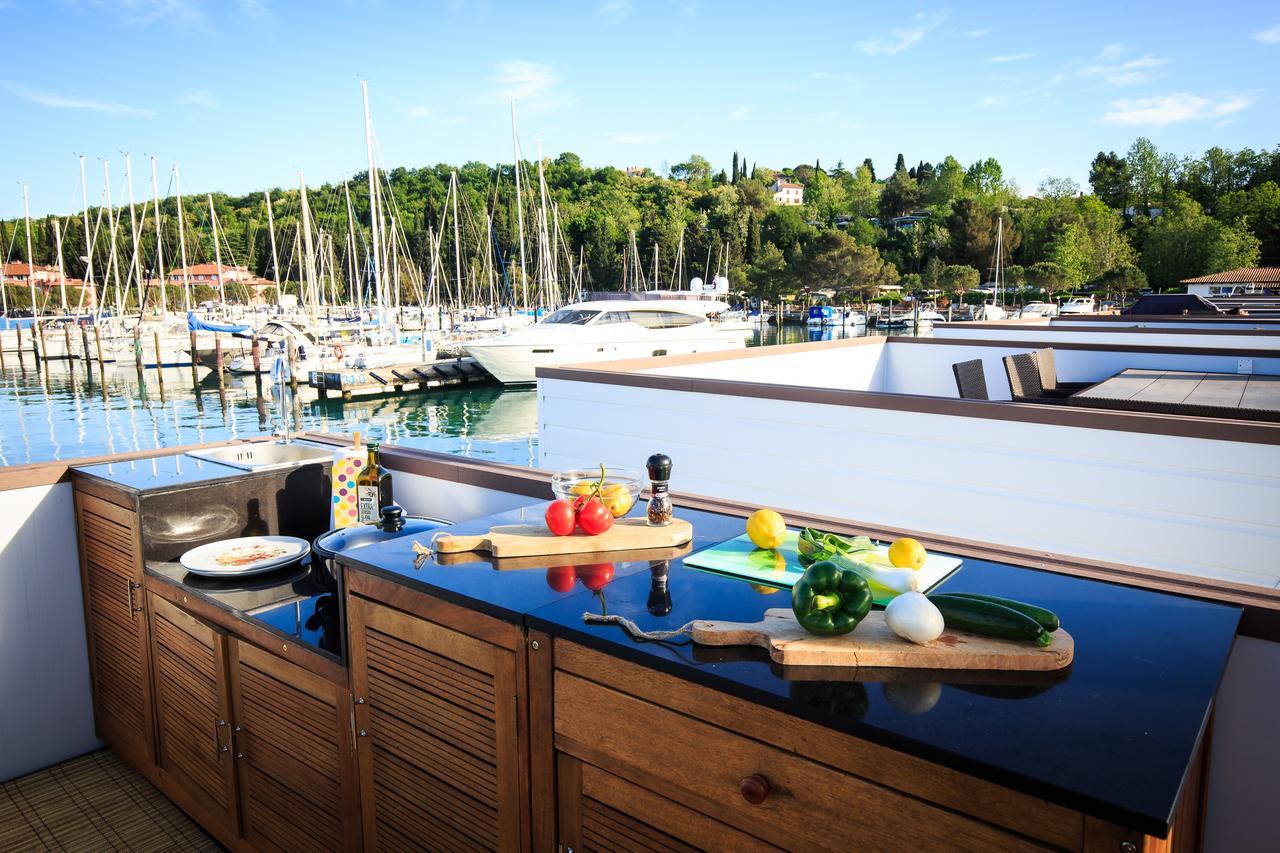 Vila Floating Sea House Kahne Portorož Exteriér fotografie